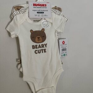 Beary Cute Organic Cotton Bodysuit - Cream Huggies